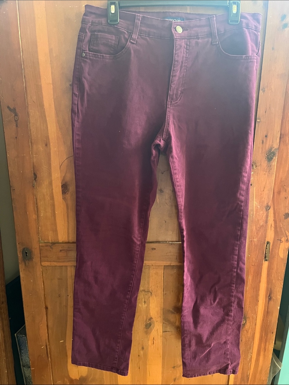 Bandolino Plum Cropped Stretch Jeans